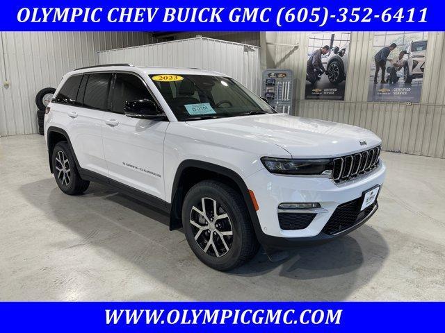 used 2023 Jeep Grand Cherokee car, priced at $35,632