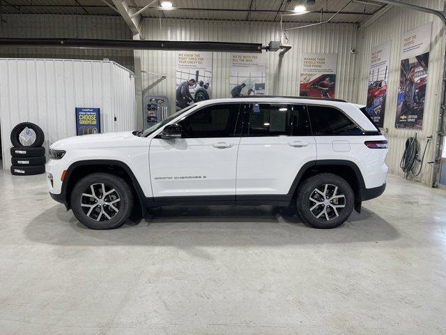 used 2023 Jeep Grand Cherokee car, priced at $35,632