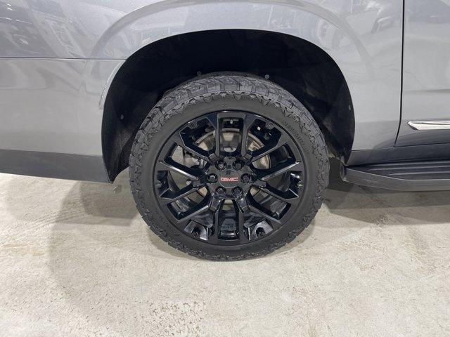 used 2022 GMC Yukon XL car, priced at $52,387