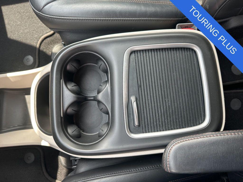 used 2020 Chrysler Pacifica car, priced at $20,268