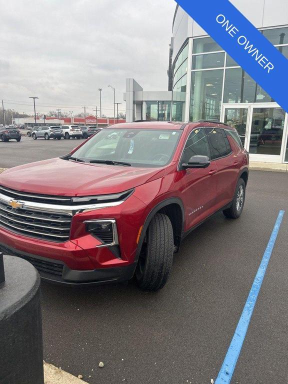 used 2024 Chevrolet Traverse car, priced at $36,400
