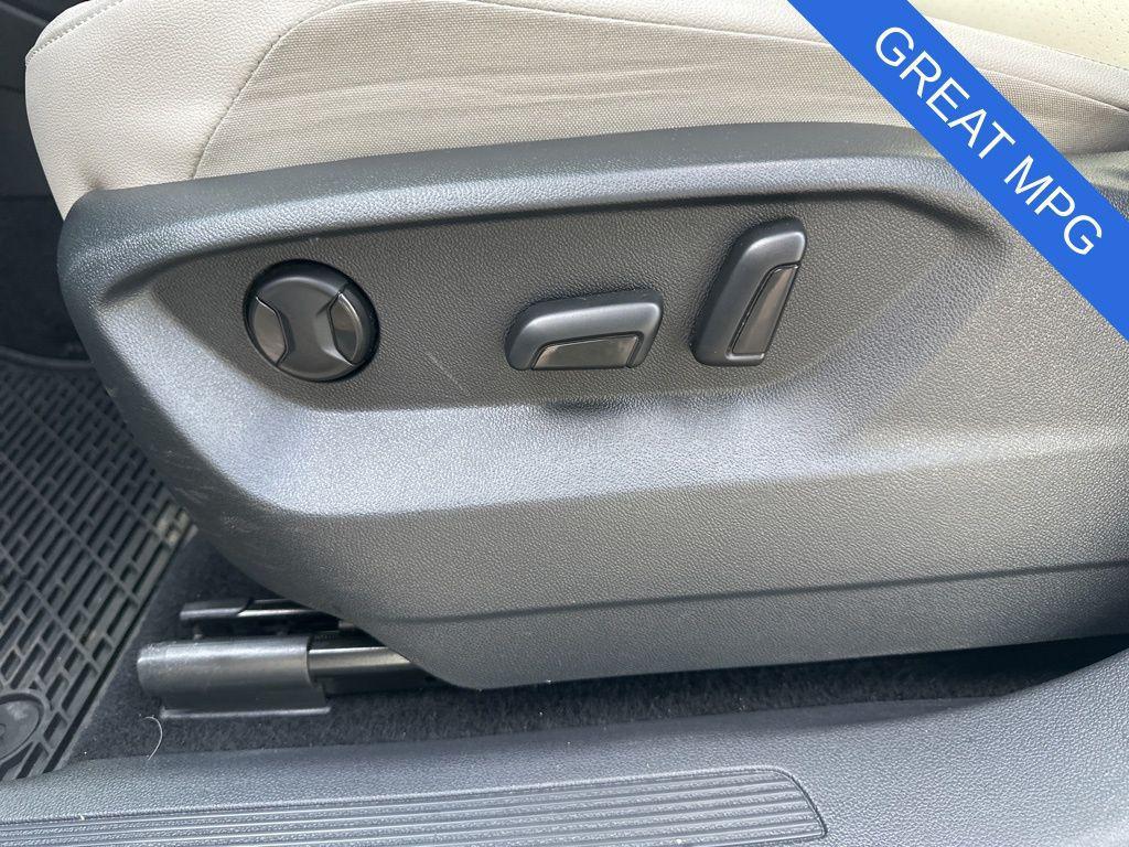 used 2021 Volkswagen Tiguan car, priced at $20,900