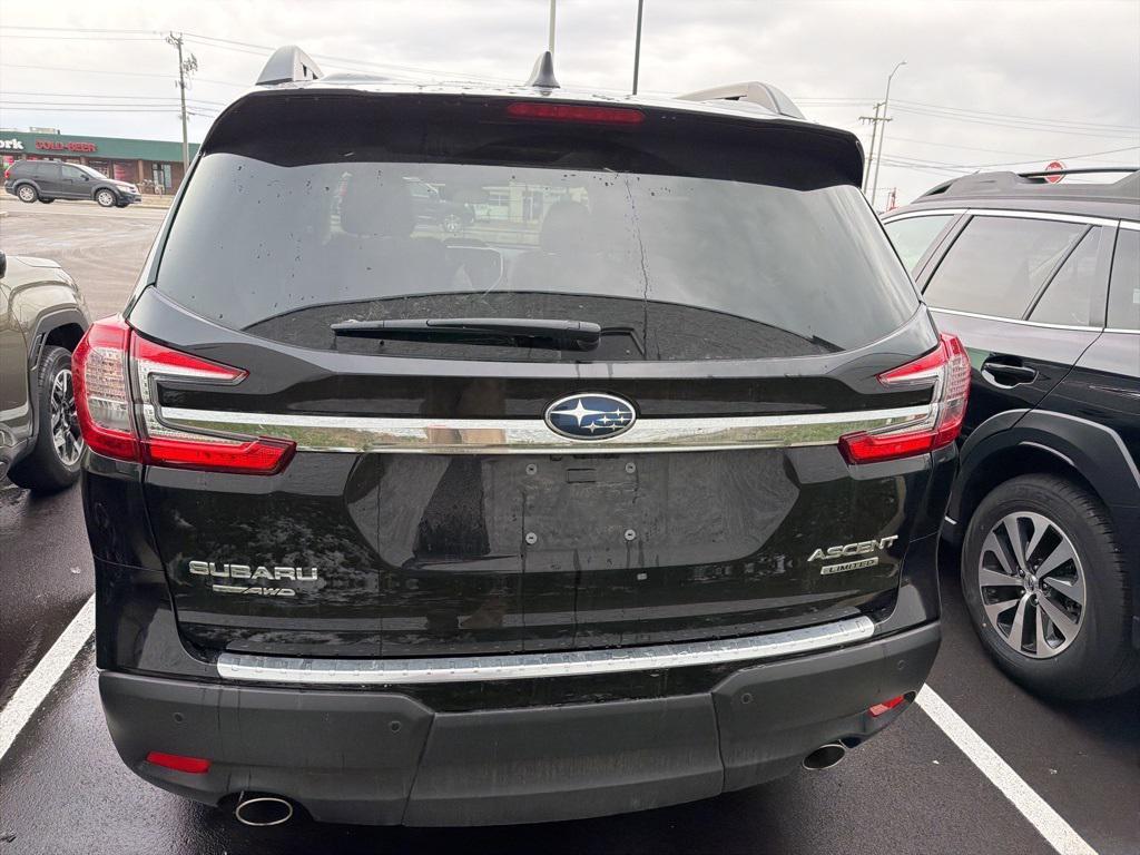 used 2025 Subaru Ascent car, priced at $42,900