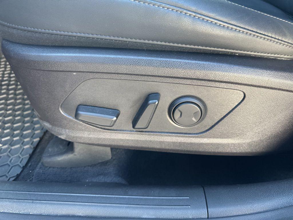 used 2021 Kia Sorento car, priced at $25,500