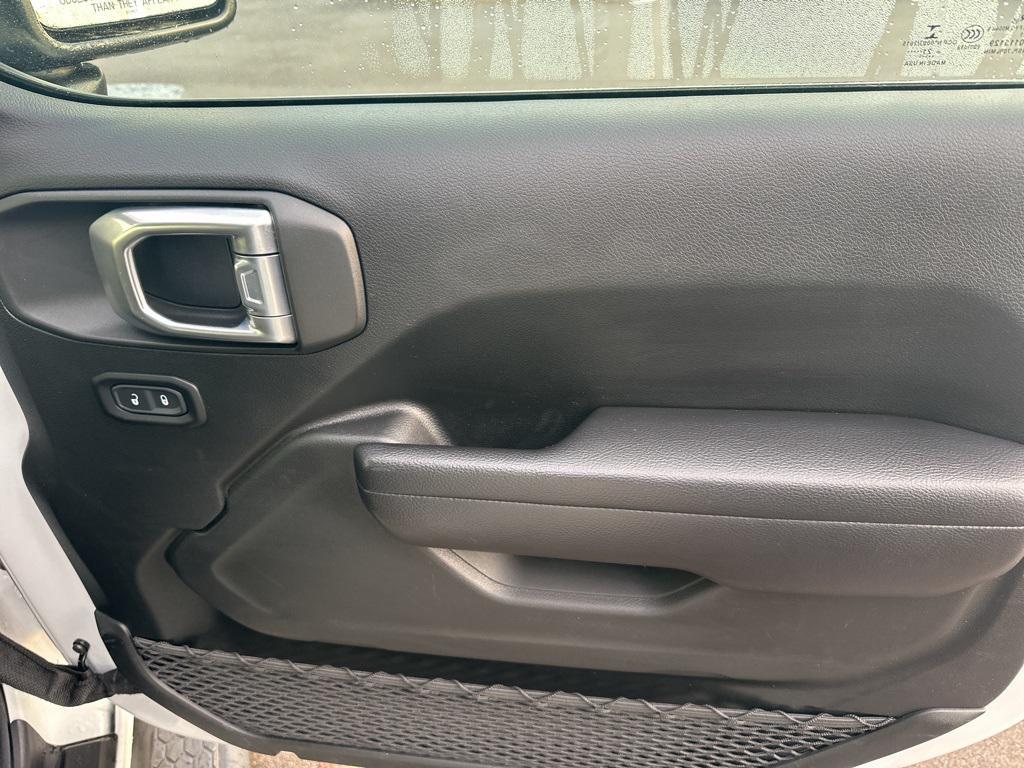 used 2021 Jeep Wrangler Unlimited car, priced at $27,000