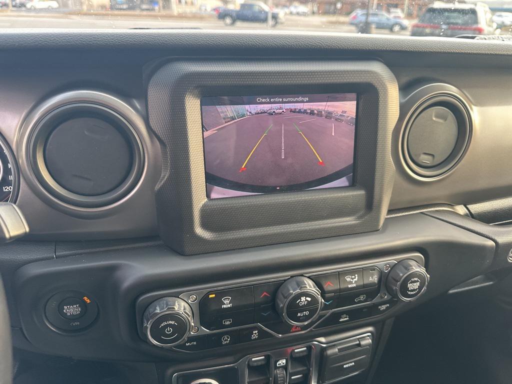 used 2021 Jeep Wrangler Unlimited car, priced at $27,000