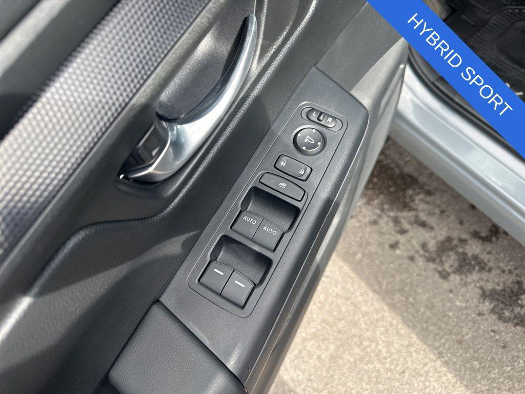 used 2025 Honda CR-V Hybrid car, priced at $33,200