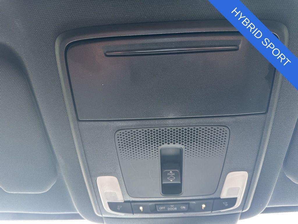 used 2025 Honda CR-V Hybrid car, priced at $33,200