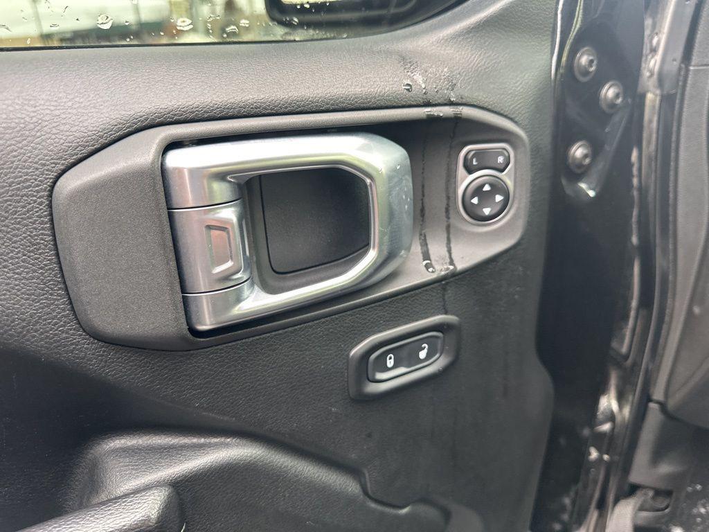 used 2020 Jeep Wrangler Unlimited car, priced at $20,900