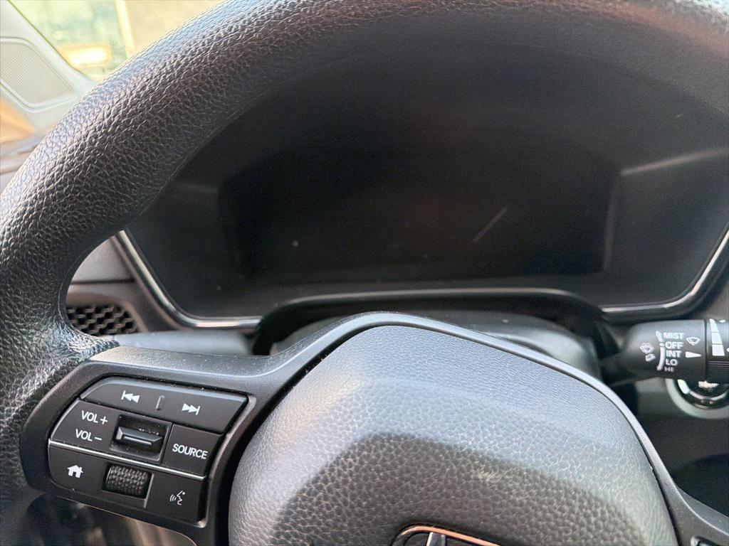 used 2025 Honda CR-V car, priced at $33,500