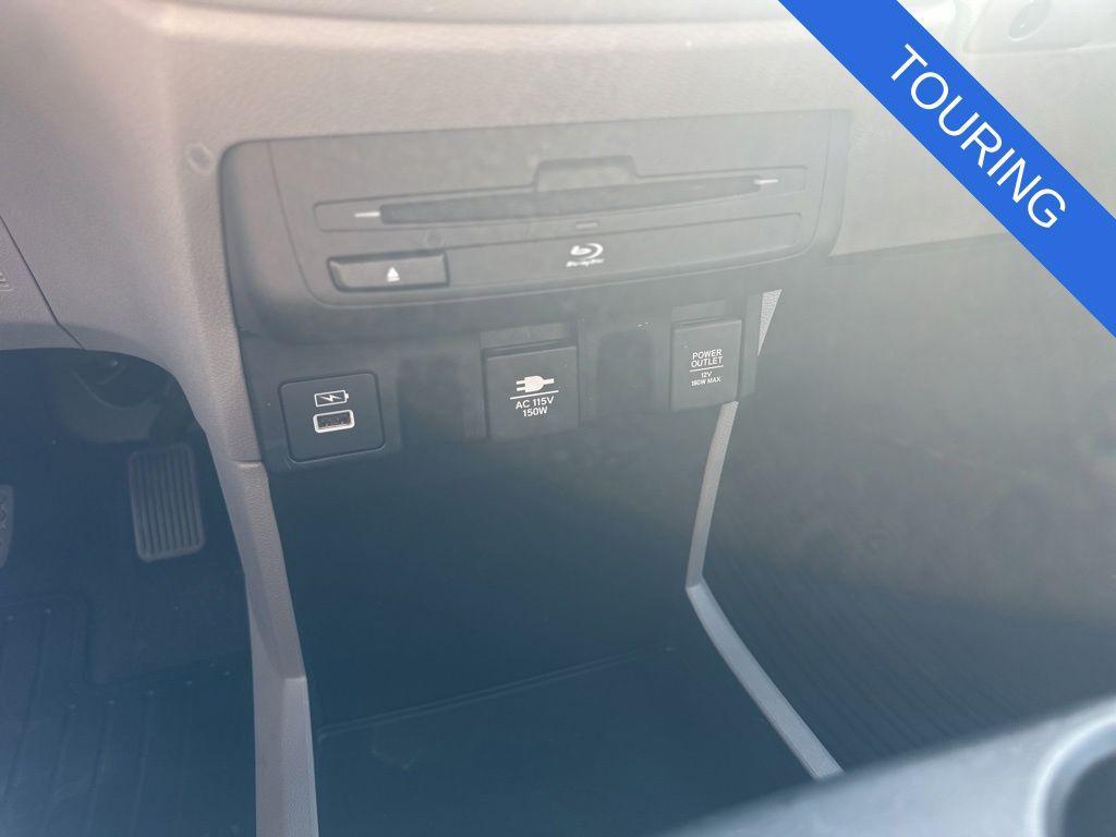 used 2023 Honda Odyssey car, priced at $29,768