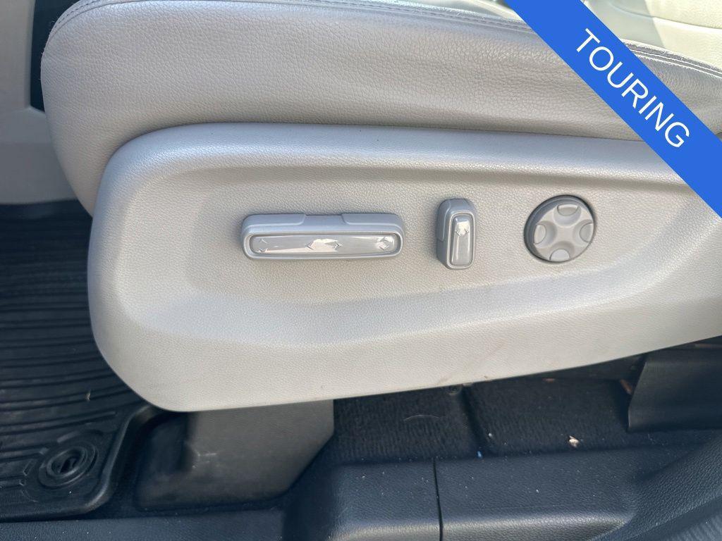used 2023 Honda Odyssey car, priced at $29,768