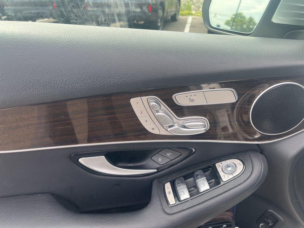 used 2019 Mercedes-Benz GLC 300 car, priced at $23,268