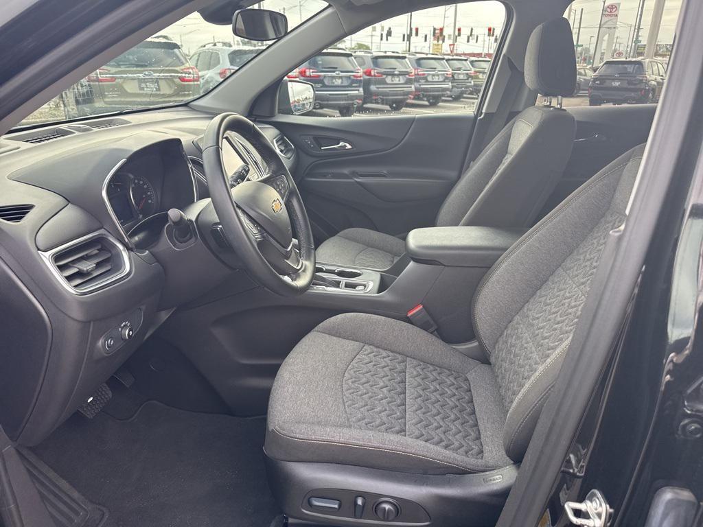 used 2024 Chevrolet Equinox car, priced at $22,400