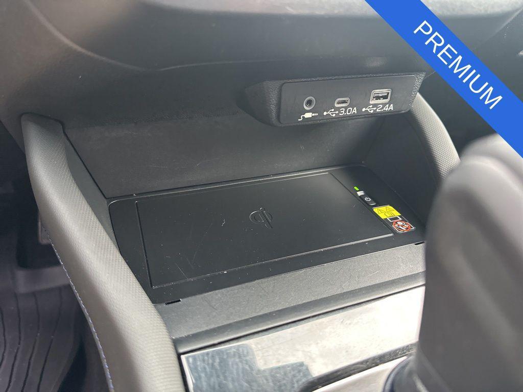 used 2025 Subaru Forester car, priced at $28,500