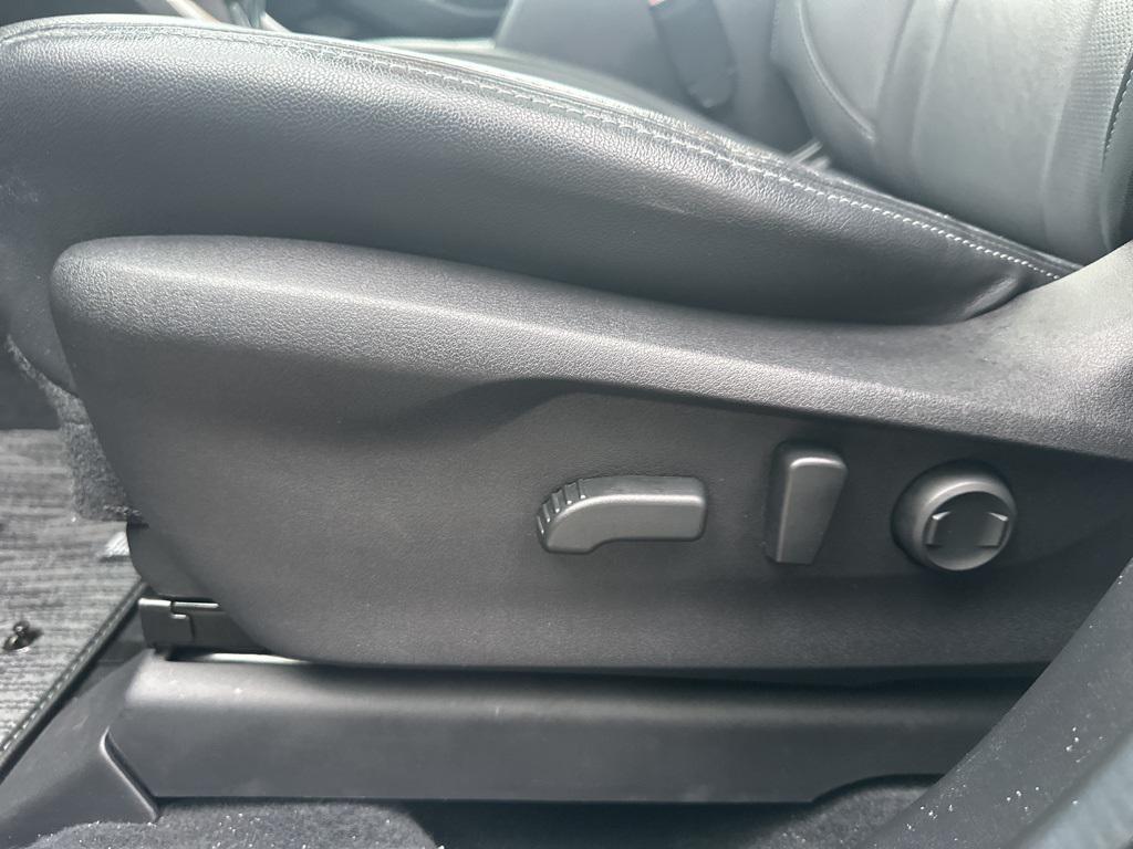 used 2022 Subaru Ascent car, priced at $27,800