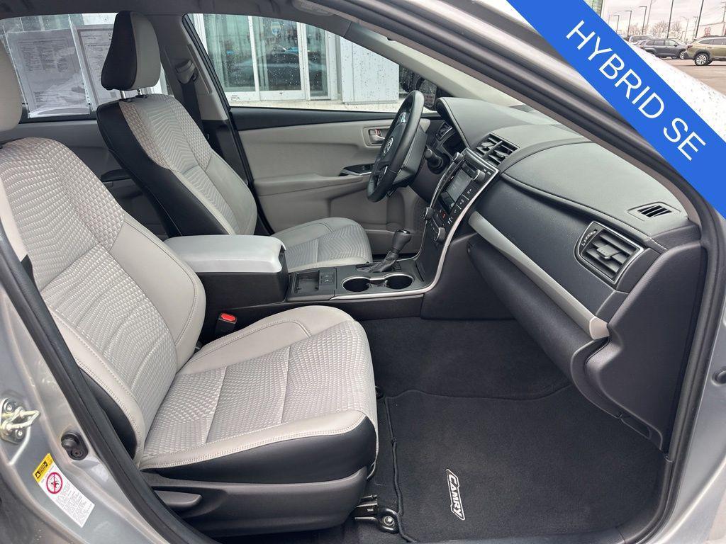used 2015 Toyota Camry Hybrid car, priced at $16,500