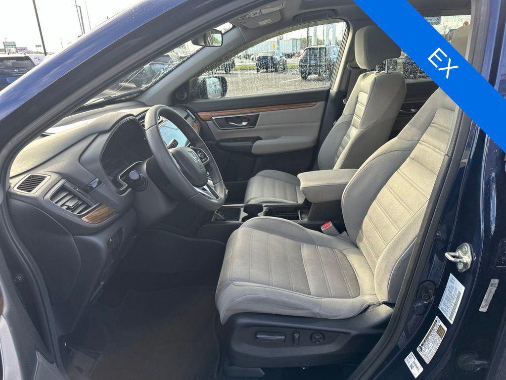 used 2017 Honda CR-V car, priced at $14,000