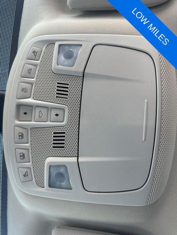 used 2022 Ford Edge car, priced at $27,768