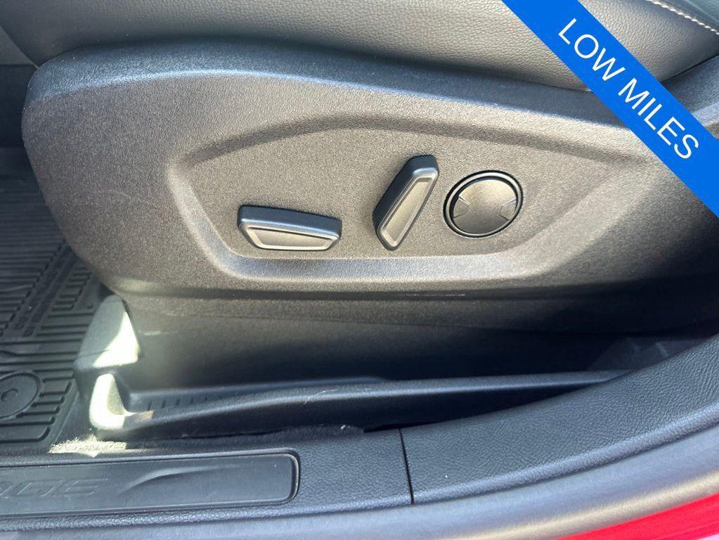 used 2022 Ford Edge car, priced at $27,768