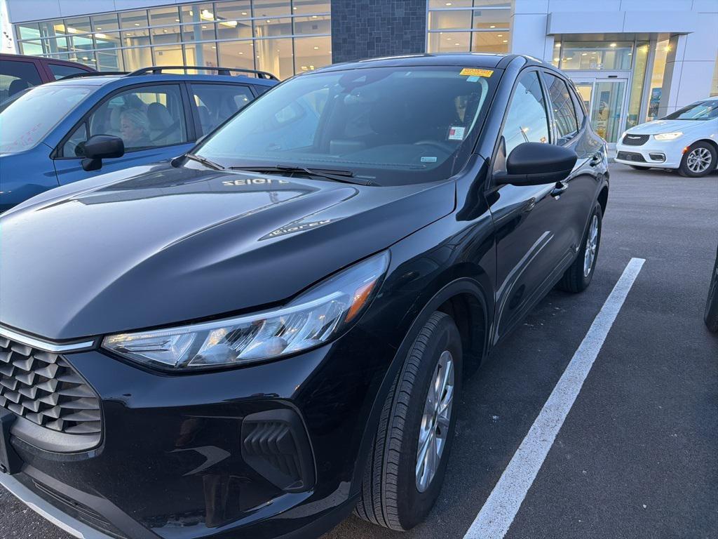used 2025 Ford Escape car, priced at $21,700