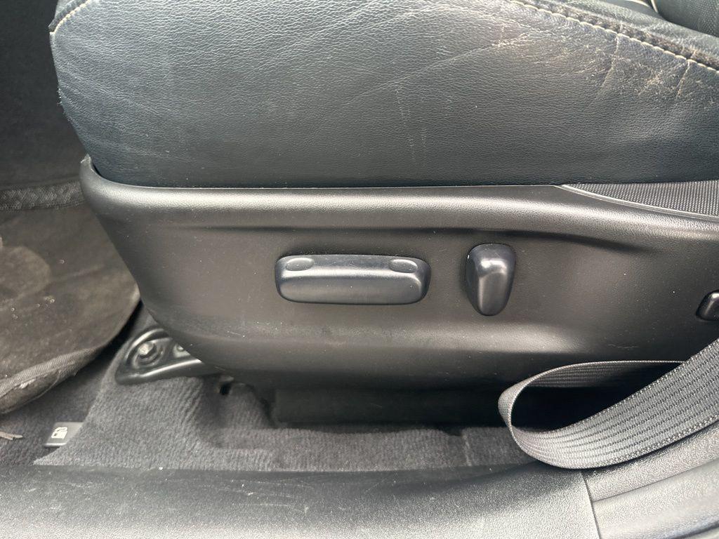 used 2015 Toyota Venza car, priced at $15,300