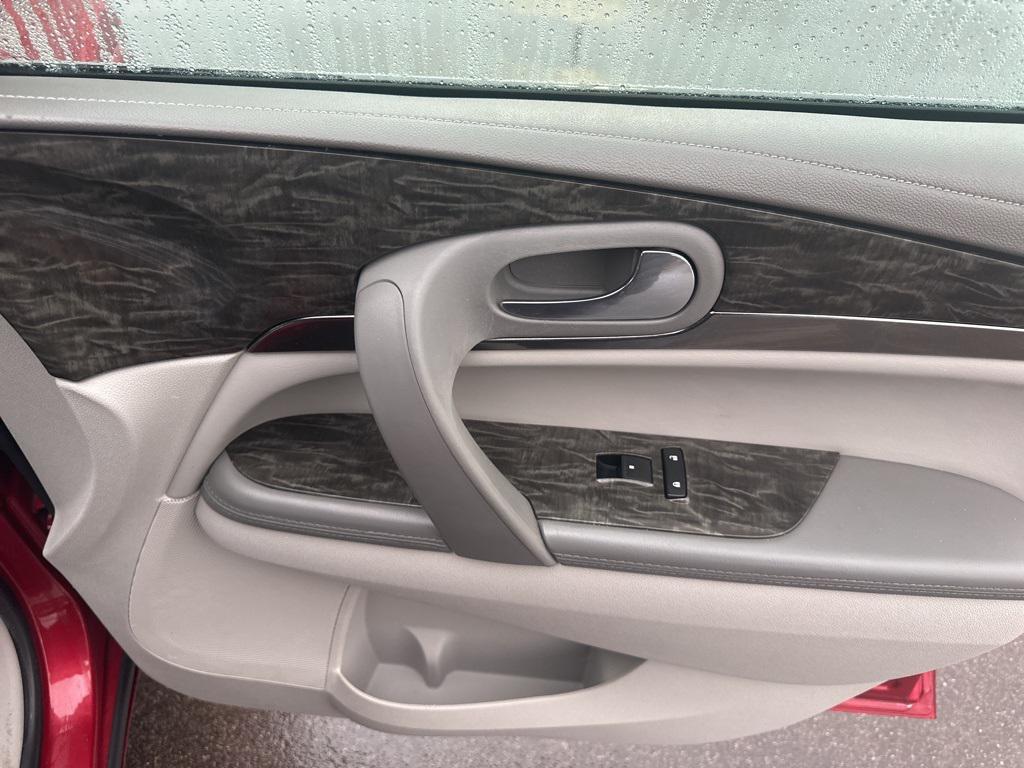 used 2013 Buick Enclave car, priced at $9,500