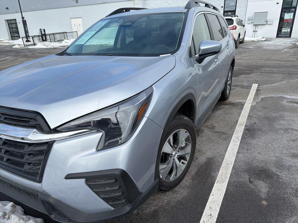used 2025 Subaru Ascent car, priced at $36,000