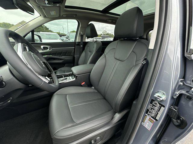 new 2025 Kia Sorento car, priced at $37,720