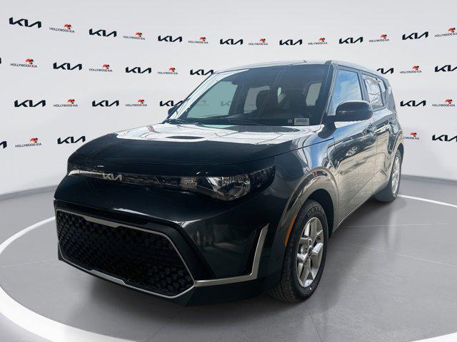 new 2025 Kia Soul car, priced at $18,100