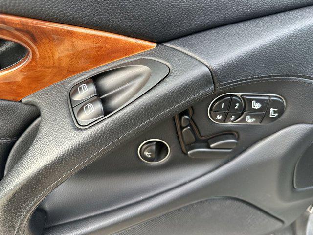 used 2009 Mercedes-Benz SL-Class car, priced at $19,084