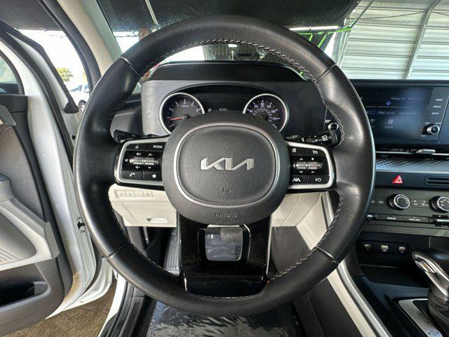 used 2023 Kia Carnival car, priced at $24,899