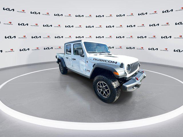 used 2025 Jeep Gladiator car, priced at $44,140