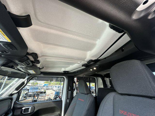 used 2025 Jeep Gladiator car, priced at $44,140