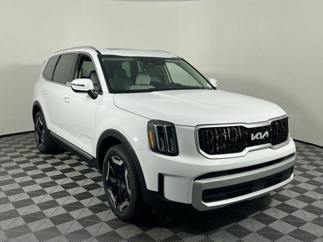 new 2025 Kia Telluride car, priced at $40,498