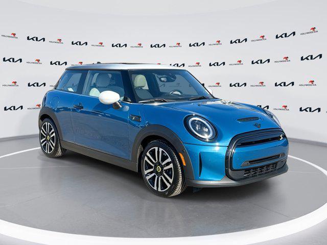 used 2023 MINI Hardtop car, priced at $20,799