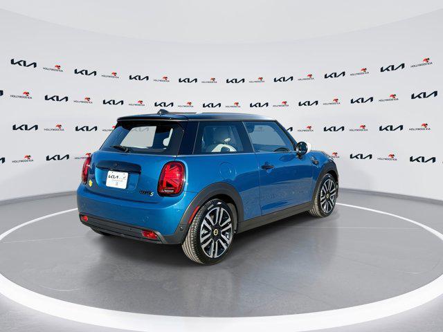 used 2023 MINI Hardtop car, priced at $20,799