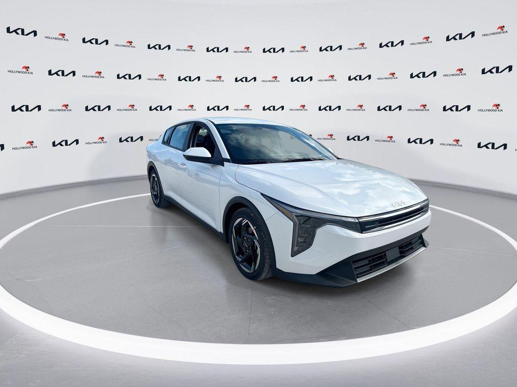 new 2026 Kia K4 car, priced at $28,101