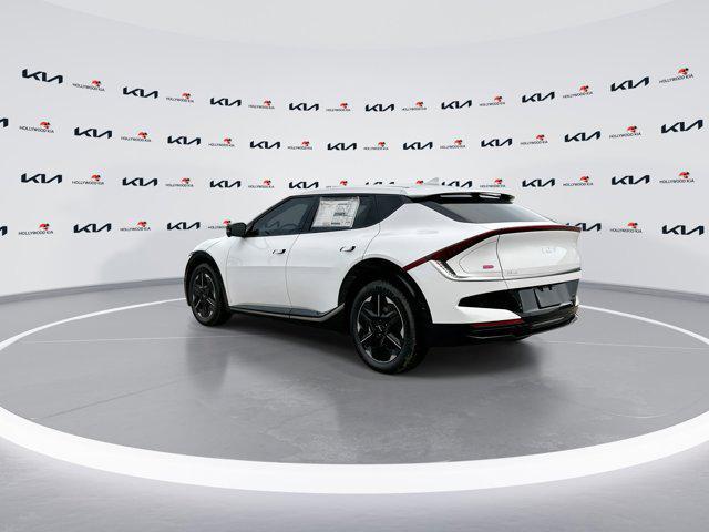 new 2025 Kia EV6 car, priced at $52,085
