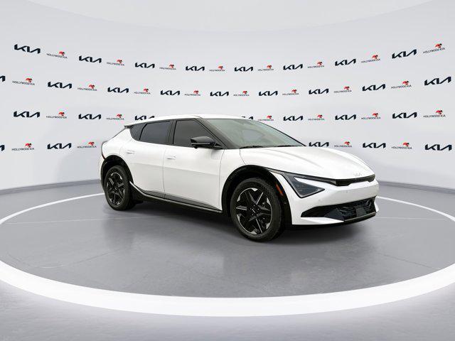 new 2025 Kia EV6 car, priced at $52,085