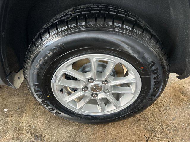 used 2019 Jeep Grand Cherokee car, priced at $15,099