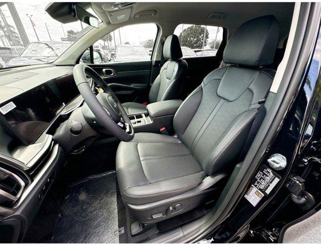 new 2025 Kia Sorento car, priced at $36,484