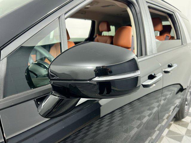 new 2026 Kia Carnival Hybrid car, priced at $43,752