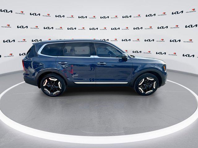 used 2023 Kia Telluride car, priced at $30,599