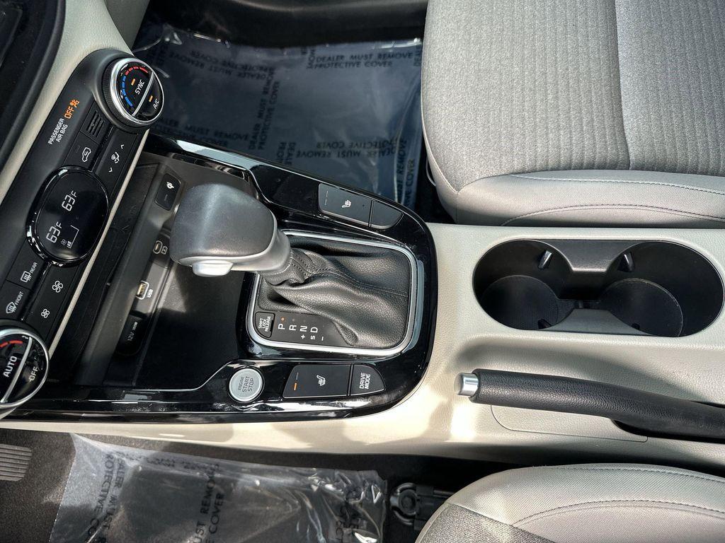 used 2023 Kia Soul car, priced at $20,784