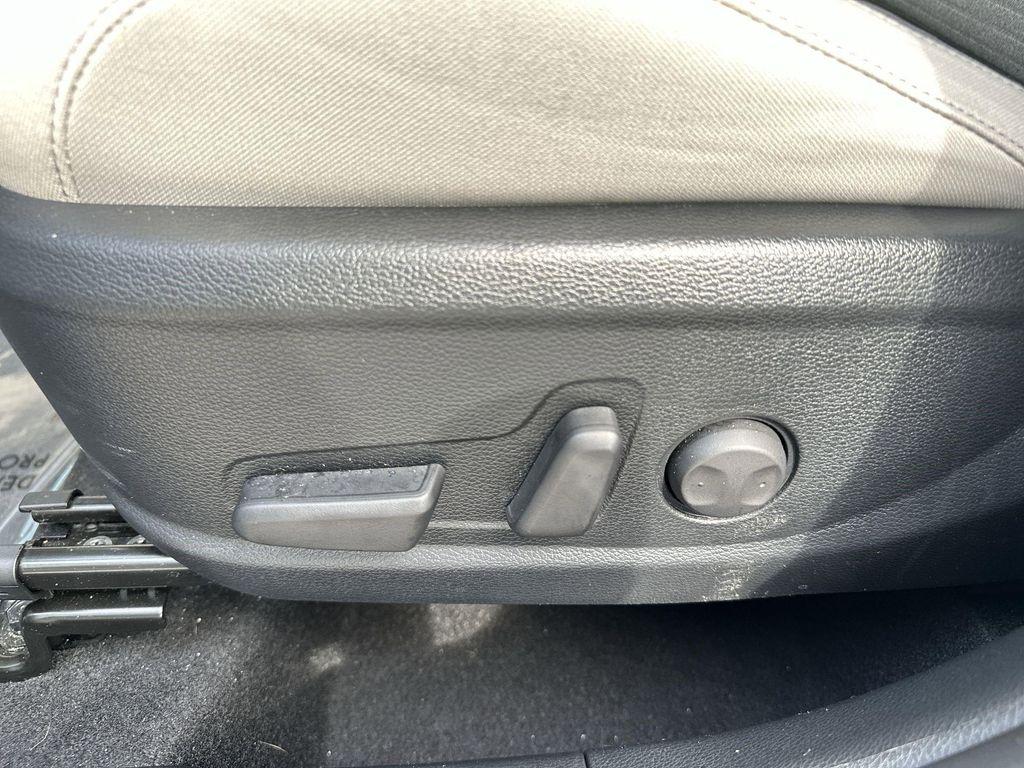 used 2023 Kia Soul car, priced at $20,784