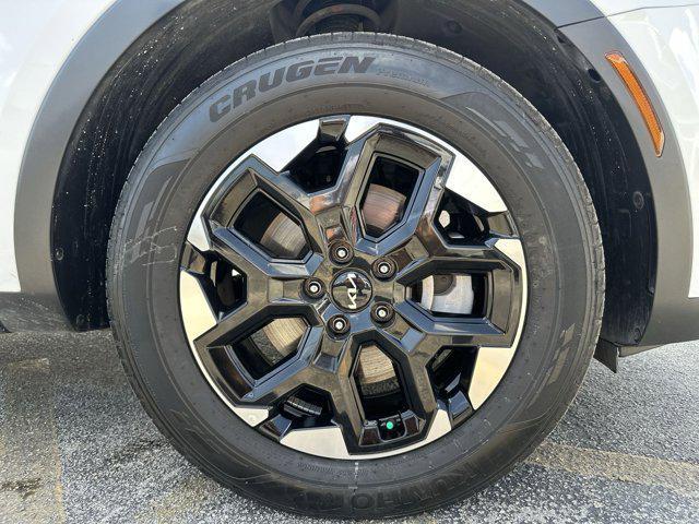 used 2025 Kia Sorento car, priced at $26,999