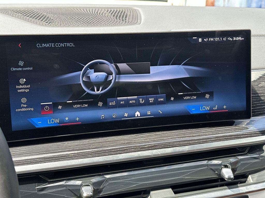 used 2025 BMW X7 car, priced at $94,384