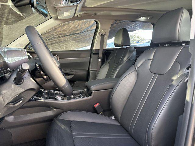 new 2026 Kia Sorento Hybrid car, priced at $42,743