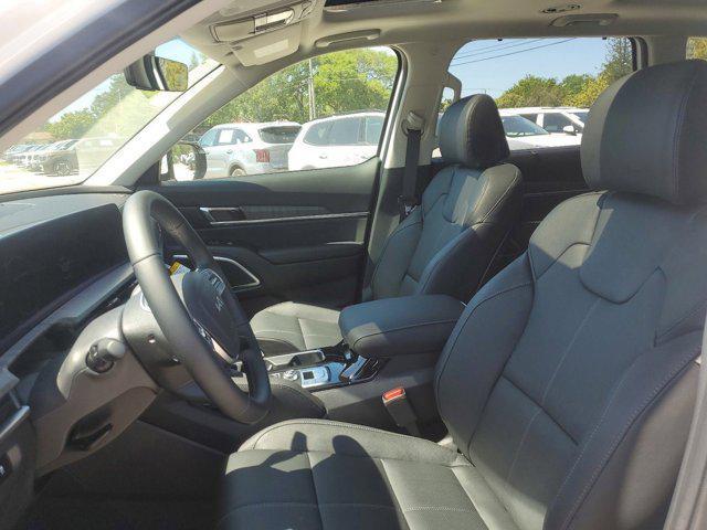 new 2025 Kia Telluride car, priced at $46,056